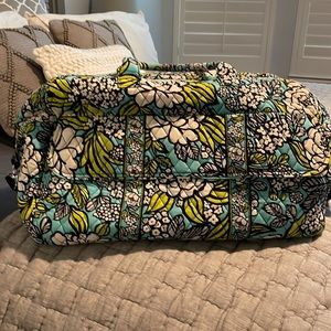 Vera Bradley Weekender bag